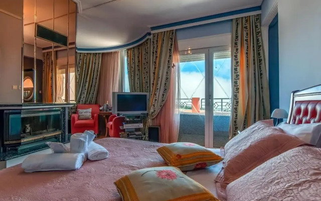 Villa Serenity House of an Elegant Immaculate Luxury Authentic Relaxing Space