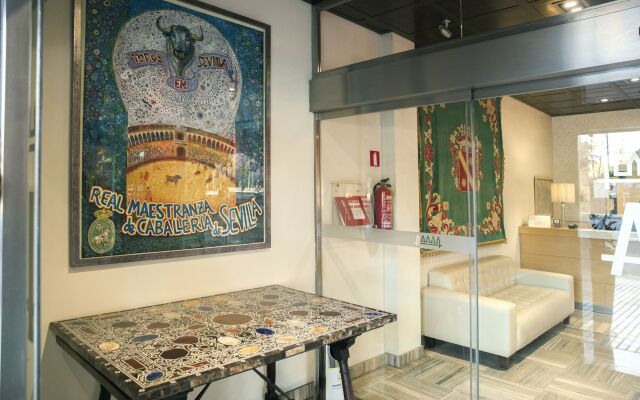 Alcazar Hotel