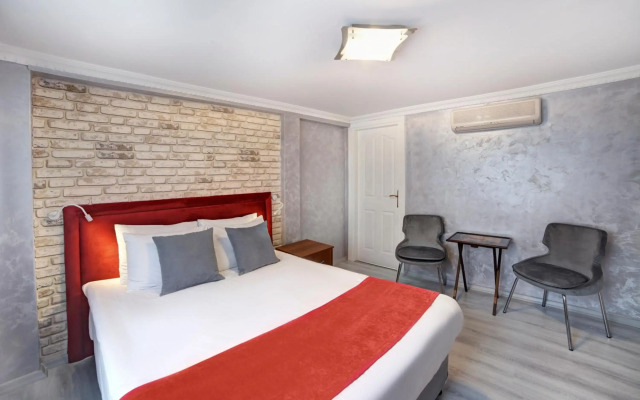 Serenity Hotel