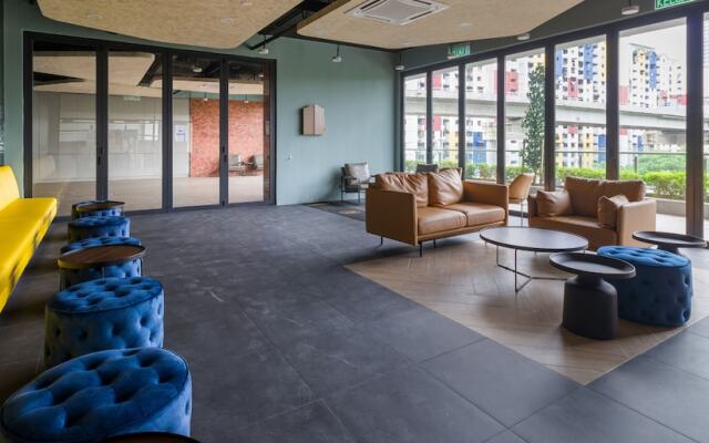Neu Suites Residence Kuala Lumpur, Roam