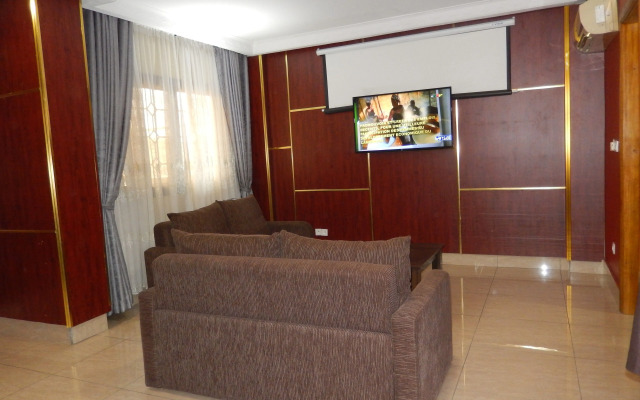 Noubou International Hotel Bonapriso