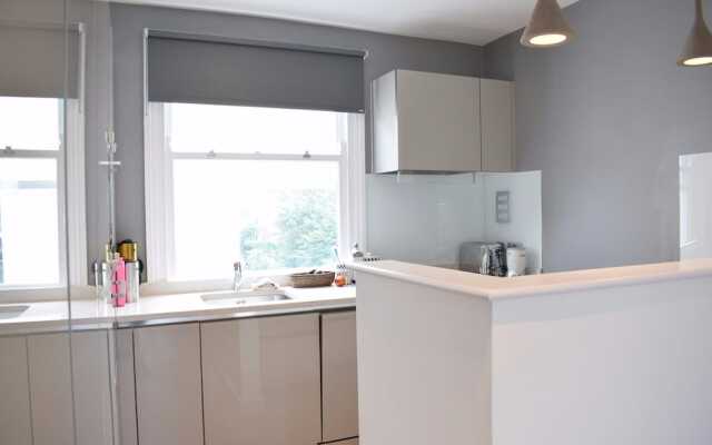 2 Bedroom Flat in Notting Hill