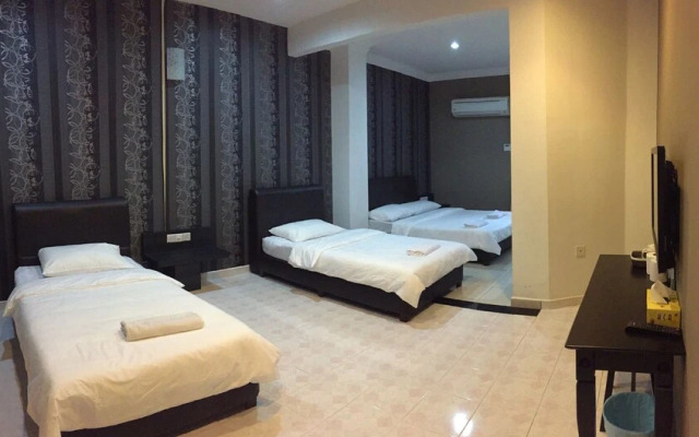 OYO 90019 Homestay Muar