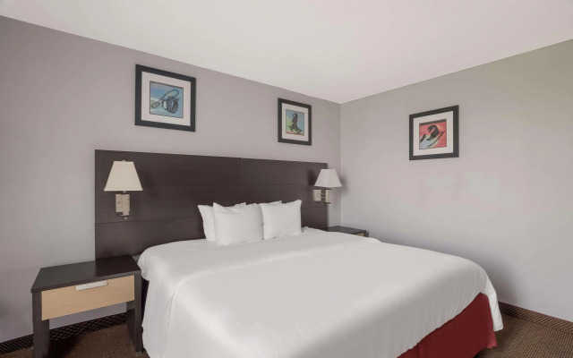 Spark by Hilton Lexington Hamburg
