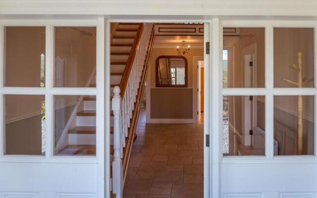 Ballinakill Lodge