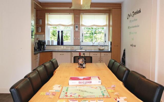 Amazing Home in Lunteren With 6 Bedrooms, Sauna and Wifi