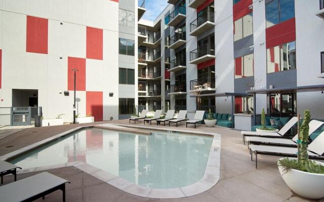 Sonder by Marriott Bonvoy Mill Ave Apartments Tempe