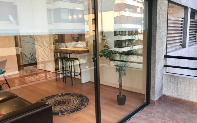 Las Camelias cerca de Costanera Center