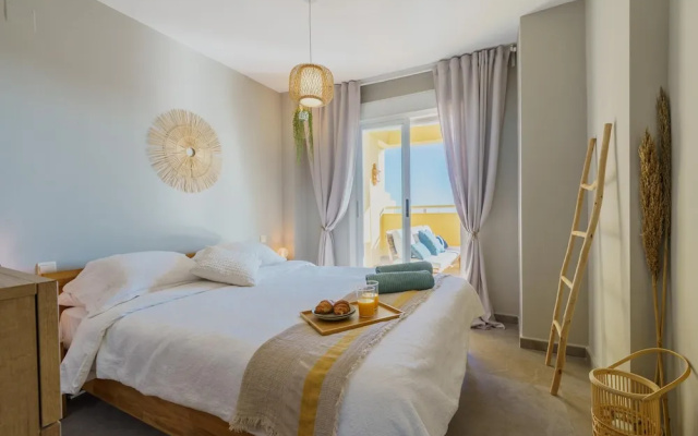 Calahonda Royale Seaview Suite