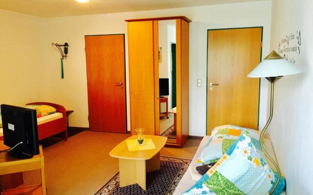 Pension Klein und Ferienwohnungen - Adults only