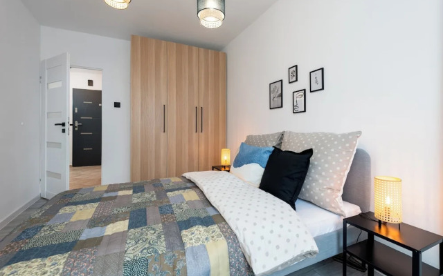 Family - by Kairos Apartments