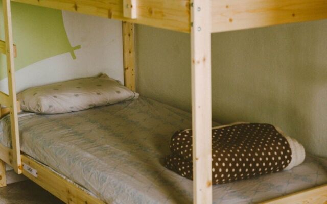 Blue Canary Hostel - Adults Only