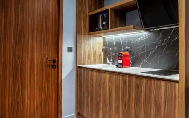 Katouni25 Luxury Suites