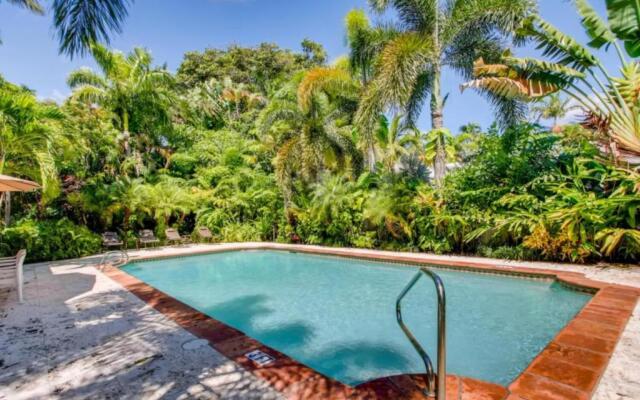 Villa Dolce Vita 4bd 4ba Private Pool and Parking