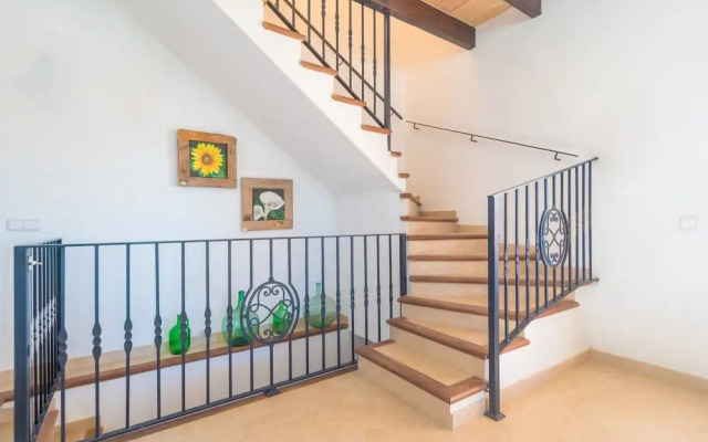 Son Pujol in Montu ri