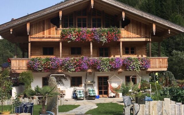 Haus Anni im Paradies