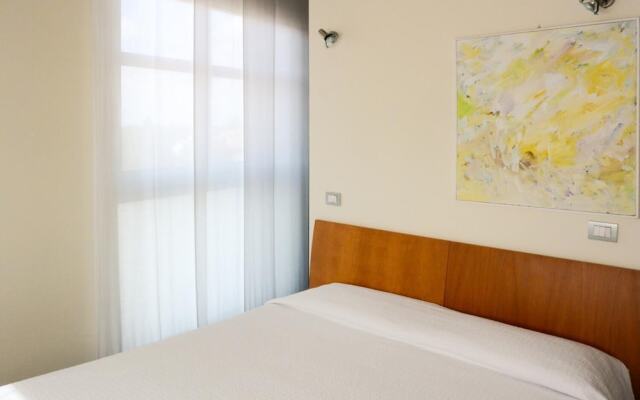 Vista Hotel & Residence