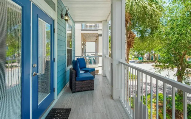 The Bluefin 6 Bedroom Home by RedAwning