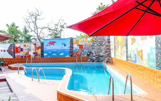 Maxlot Hotel