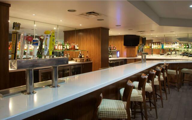 Doubletree by Hilton Bloomington - Minneapolis South