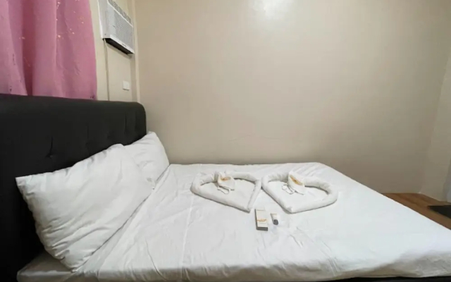 Pilot Hotel