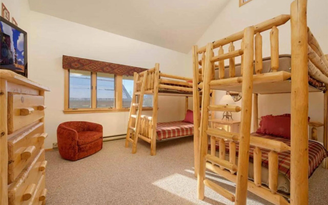 Wind River Teton Village by JHRL