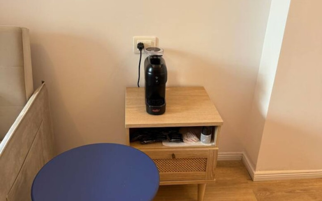 Noon Properties 3 Beachside Studio in Dh rmi