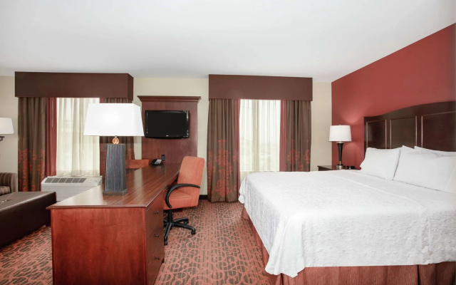 Hampton Inn & Suites Denver/South-RidgeGate