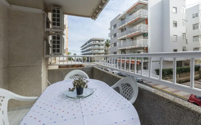 Estornell With 2 Bedrooms and 1 Bathrooms