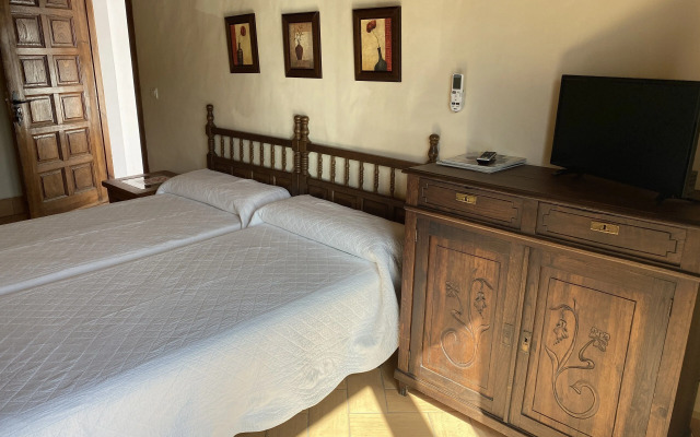 Apartamentos Turísticos Los Alisos