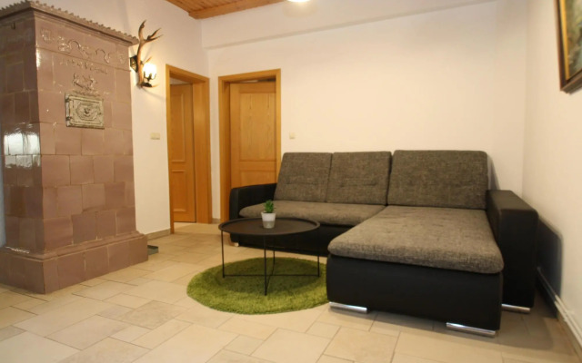 Semi detached house, Glave