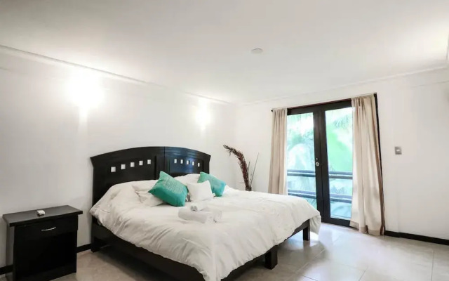 PDC004 7 Bedroom Villa By Senstay