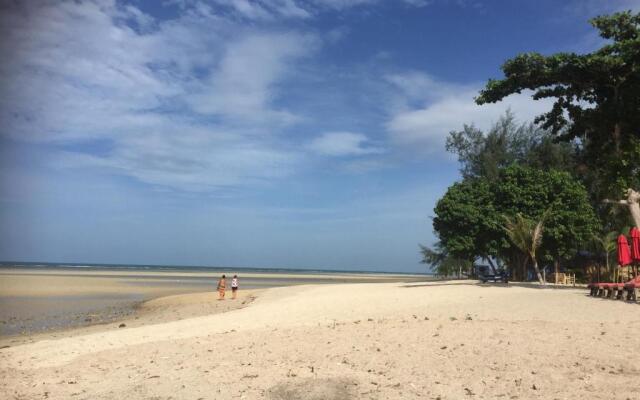 All At Sea Beach Resort