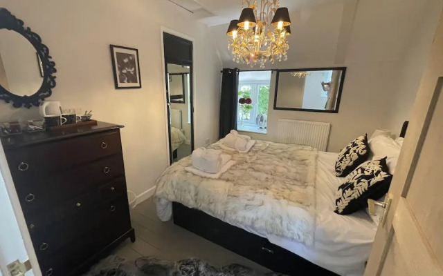 Luxury Georgian Villa 8 Bedrooms Dog Friendly