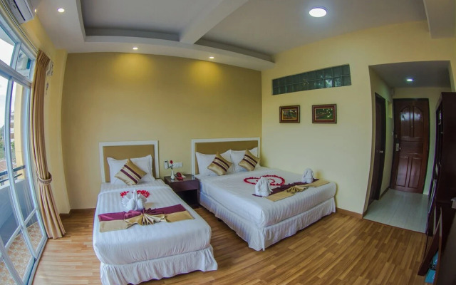 Star Hotel