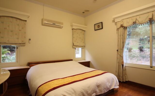 Cheng Long Minsu Guest House