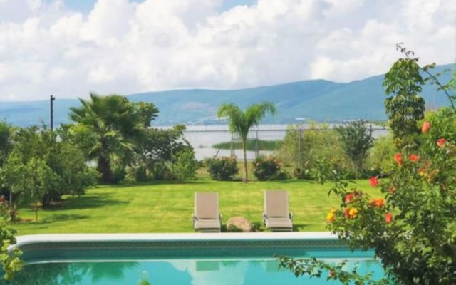 Villa Meli 2 by Kivoya