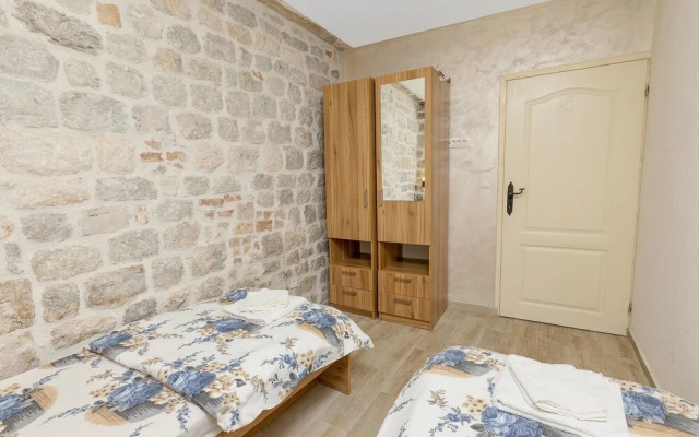 Historical Heart Apartment