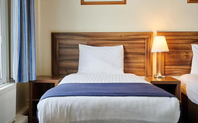 Discovery Inn Hotel