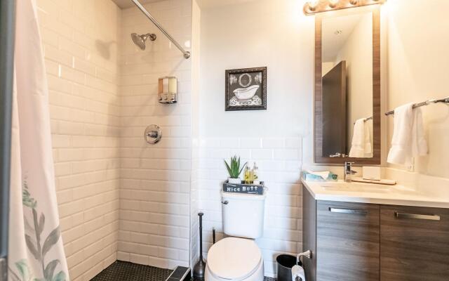 Luxury Downtown Dallas Stay by Amyfinehouse