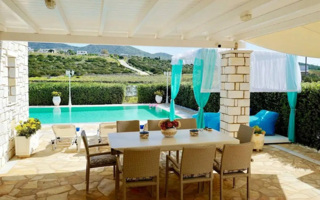 Villa Dionysos in Aliki