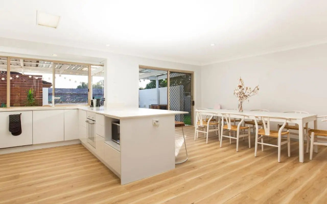 Meeseeks I Pet Friendly I 2 Mins Walk to Beach