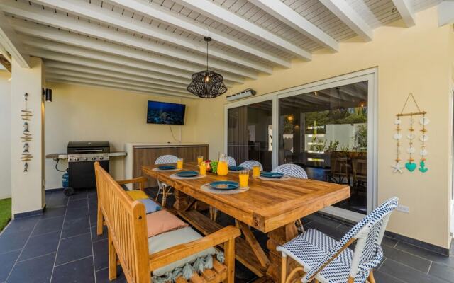 NEW Villa - Beautiful 3BR 2BA With Private Pool