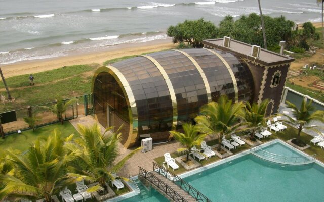 Ocean Queen hotel
