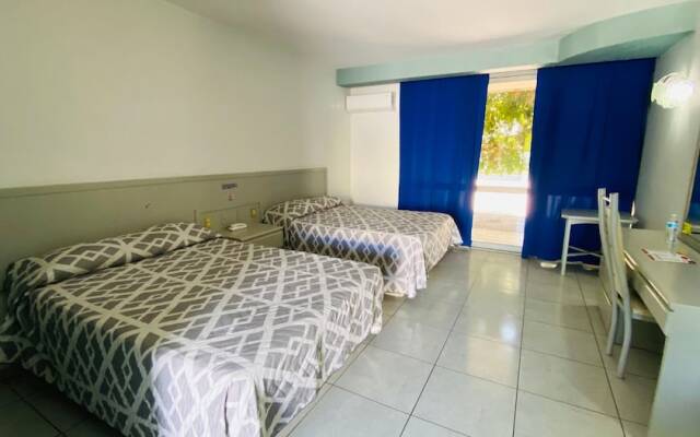 Hotel la Cascada Express