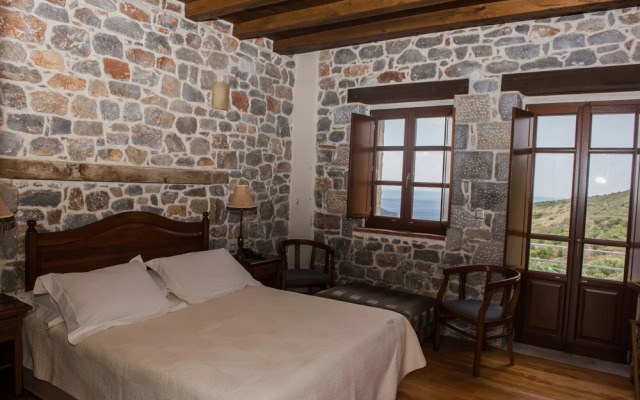 Xemoni Hotel