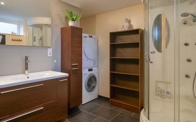 Cosy Chalet in Géromont with Garden and Barbecue