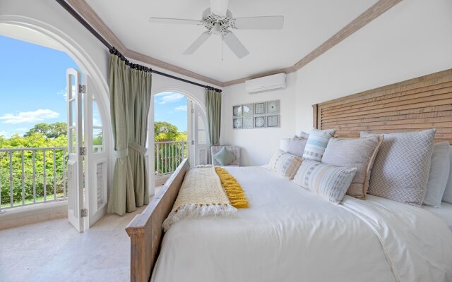 Royal Apartment 221 by Island Villas