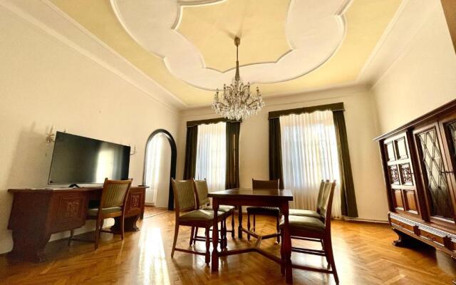Apartment zum Schlossberg - Top 1 self check-in