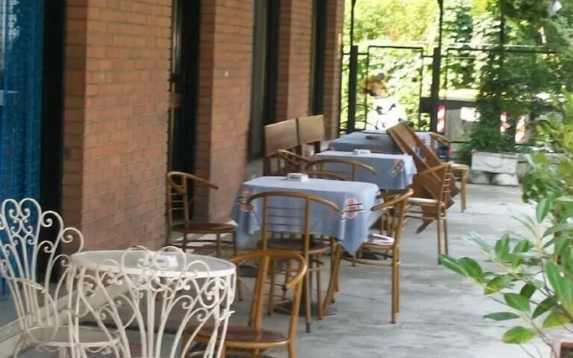 Hotel Ristorante Delle Rose